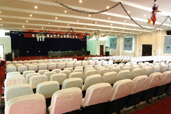嘉沦河温泉度假村+接待大小型会议+温泉疗养+果园欣赏
