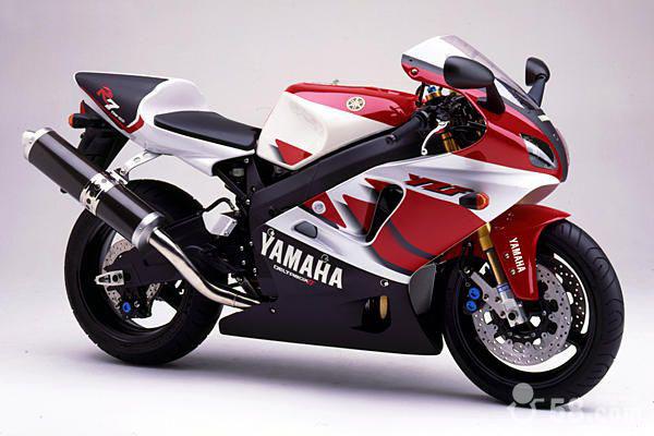 雅马哈YZF-R7    2800 元