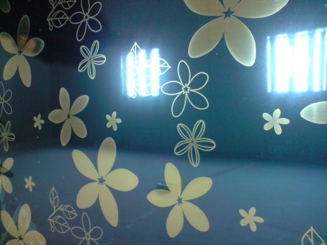 “五颜六色不锈钢浴室柜·天蓝色五叶花”美的源泉