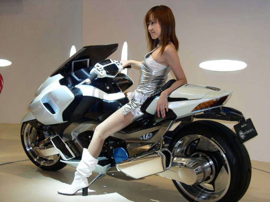 铃木SV650蒙面超人      3000元