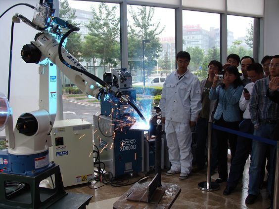 医疗器械医疗床医疗轮椅焊接机器人