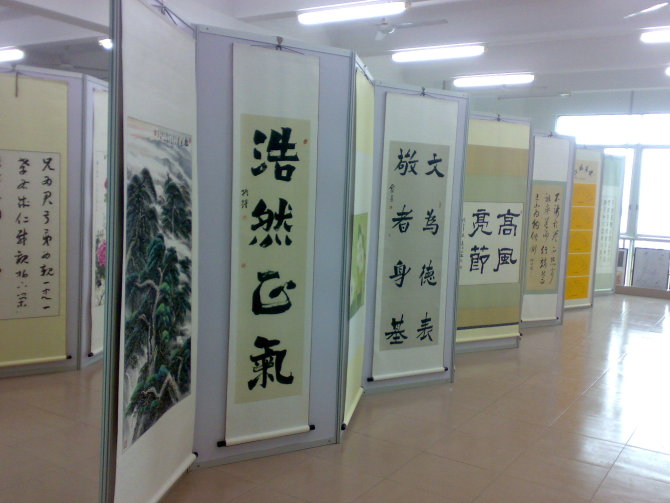 生产综合展位铝料厂家,书画展览屏风铝料