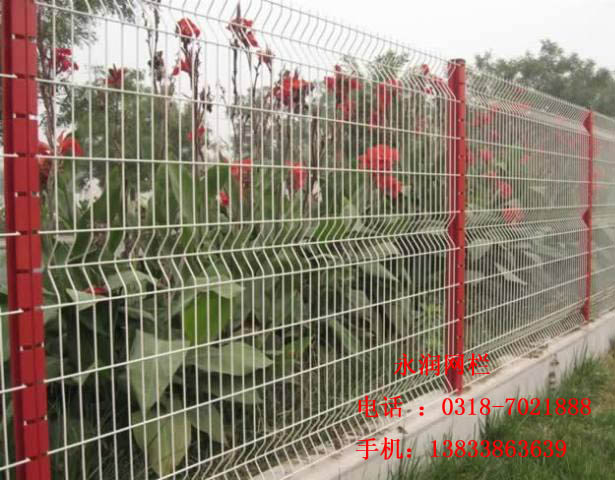 供应现货围栏网厂家-永润