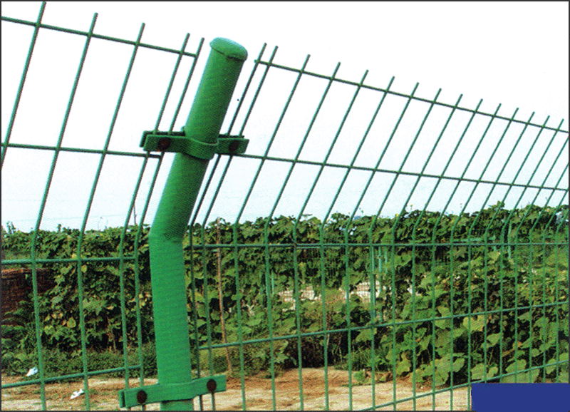 丝网之乡蓝祥销售护栏网电焊网网片隔离网