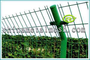 供应护栏网  公路护栏网  双边护栏网