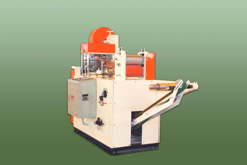 餐巾彩印折叠机，自动餐巾折叠机，餐巾折叠机