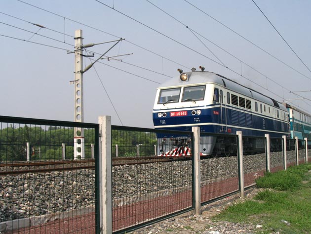 来宾隔离栅栏 岑溪隔离栅栏 北流隔离栅栏 崇左隔离栅栏 腾霄