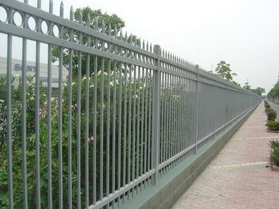 工厂护栏网/厂区围栏网/厂矿隔离栏网