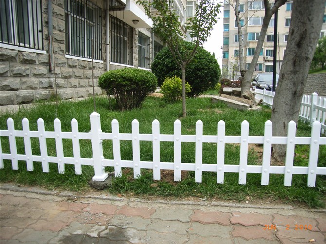 pvc草坪/庭院/园林护栏