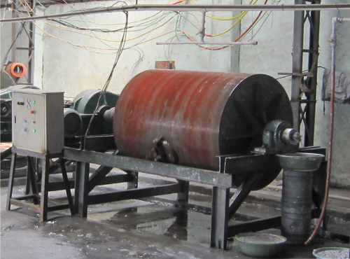 铝粉专用球磨机，铝粉球磨机--山东东岳建材机械有限公司