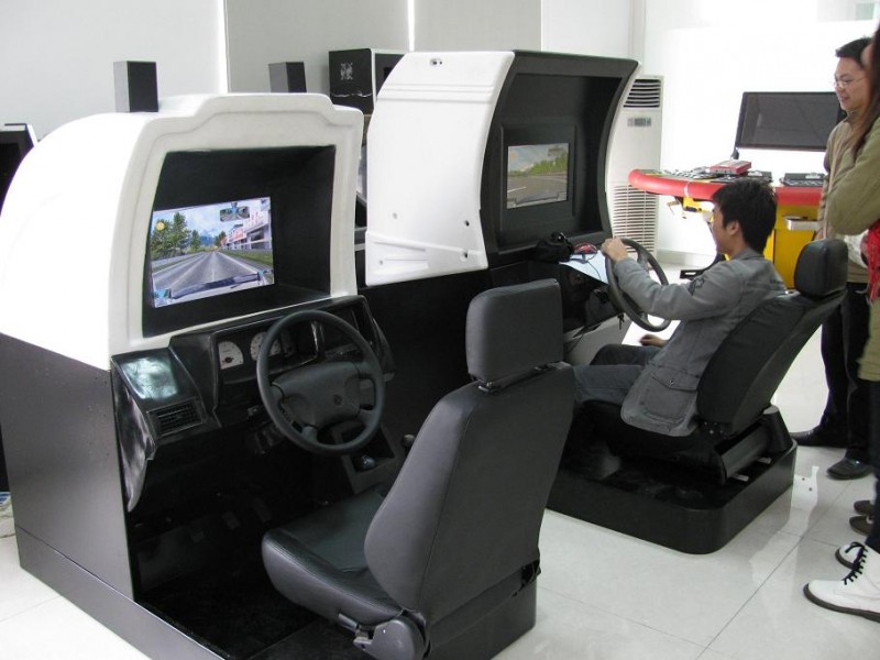 汽车驾车模拟器