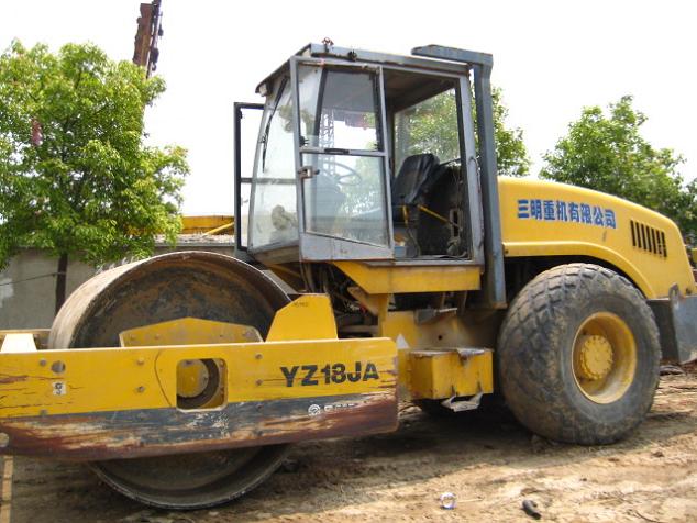 【顺应二手市场】…锦州二手三明18吨压路机价格…）