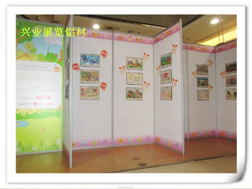标准屏风，八棱柱展板屏风，招聘会隔间摊位材料，展览铝材