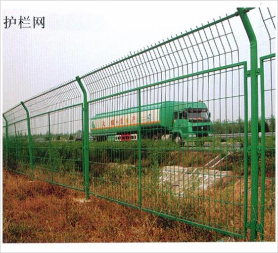 公路护栏网、护栏网出售、护栏网招商、护栏网代理