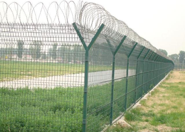 河北监狱隔离网 监狱围栏网 监狱防逃网 金属监狱刺丝防爬网