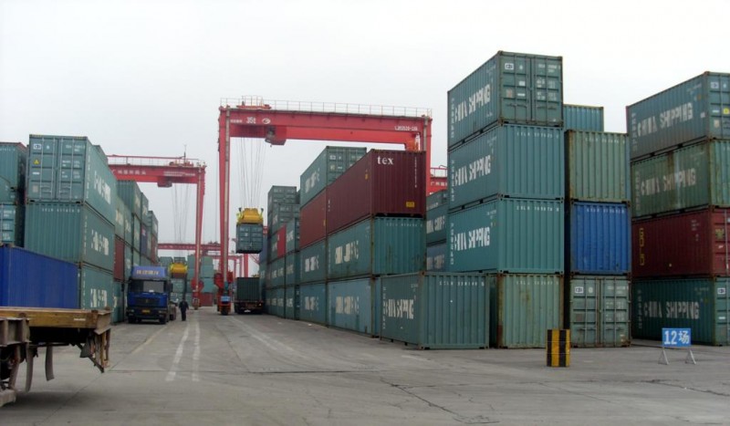 代理机器用刀片、弹簧、普通工艺品、头巾、胶喷头拼柜进口