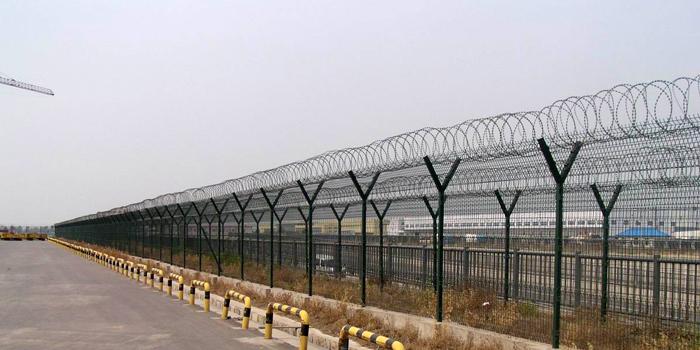 机场围界，机场护栏网，机场护栏网，机场围网