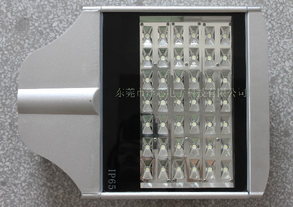 福建泉州LED路灯112W  广东东莞LED路灯厂家