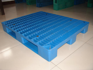 供应汕头卡板，塑料托盘，一体成型网状货架塑料托盘