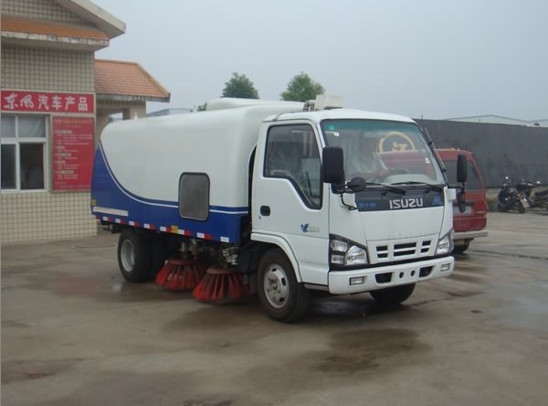 庆铃平头扫路车（国产）