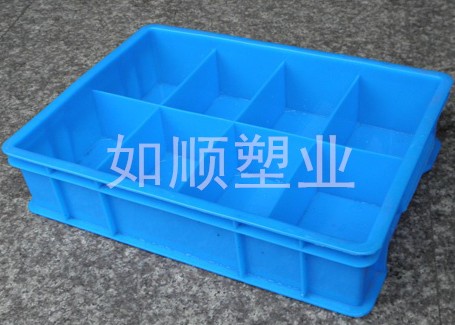 周转箱格箱