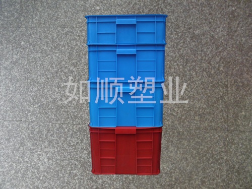 周转箱
