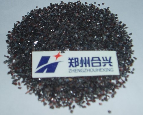 棕刚玉