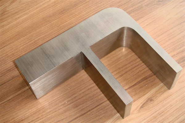 广州天河员村金鑫广告广告字制作