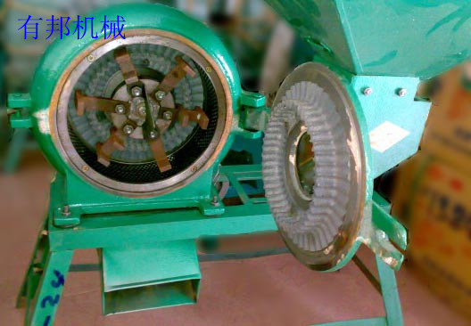 广东粮食饲料粉碎机，齿爪式粉碎机，玉米粉碎机