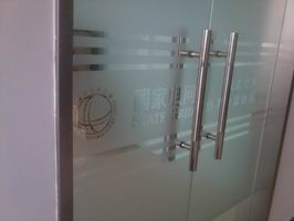 深圳松岗超低价维修玻璃门 华强北自动玻璃门刷卡门安装