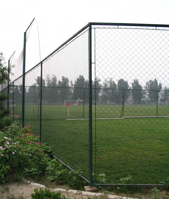 河北厂家供应体育场护栏网，品质第一，质量保证。