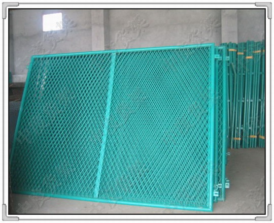福建赐金护栏网片|各种规格护栏网|专业生产护栏网厂家
