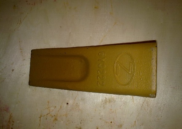 供应日立70斗齿—6Y3222（宁波华南斗齿）