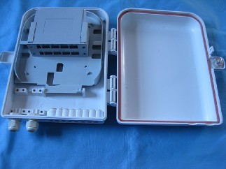 （FTTH光纤到户）分光分纤箱 16芯插片式塑料分纤箱