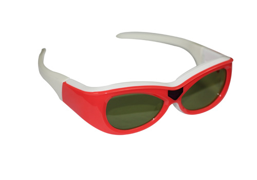 震撼发行全球首款专为儿童设计的3D眼镜儿童款3D投影眼镜