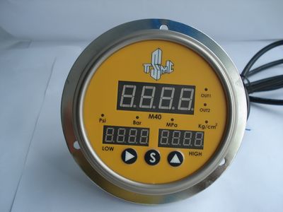 供应精密数字压力表压力控制器电接点压力表