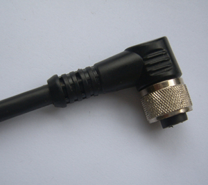 供应M12孔式弯型带电缆连接器