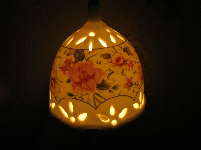 陶瓷节能小夜灯