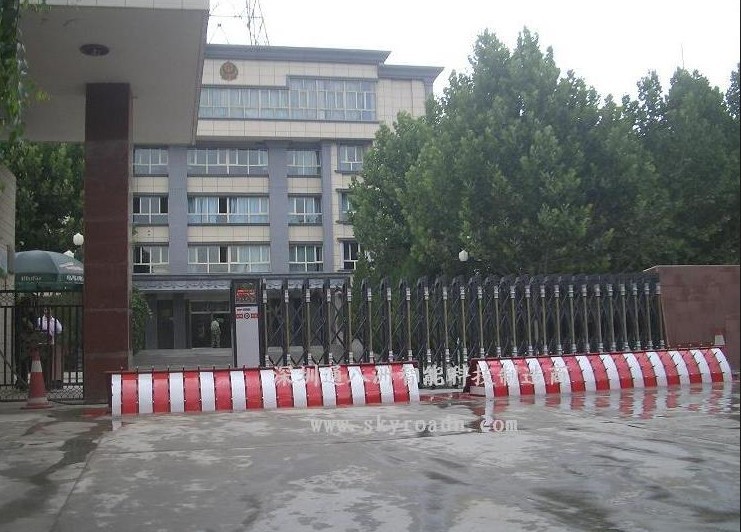 广西南宁路障机液压路障机规格阻车器厂家挡车器使用