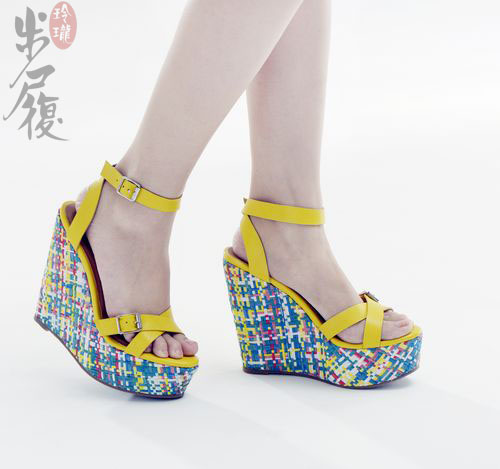 民族风时尚女鞋