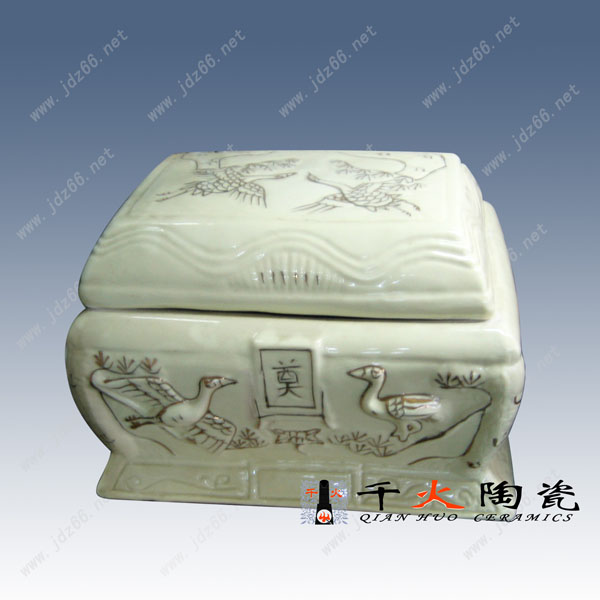 供应陶瓷骨灰盒陶瓷棺材价格陶瓷罐厂家批发