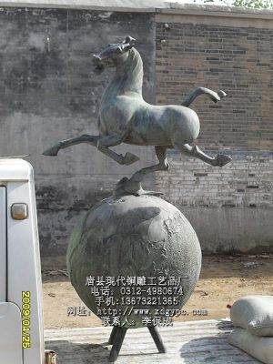 现代动物雕塑制作逼真，欢迎抢购