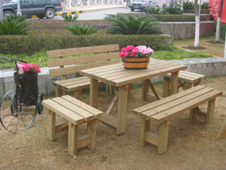 青岛防腐木户外木桌椅