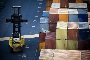天津化工设备进口报关代理/上海机械进口清关公司