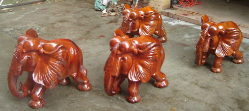 木雕大象，红木雕大象