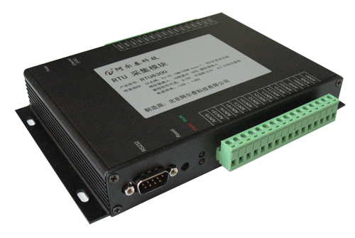 阿尔泰 嵌入式产品 电压模拟量输入；差分模拟输入；1个POE网口，支持10/100MBase-TX，并带POE受电功能；RS-232通讯接口