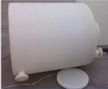 2吨塑料桶可以装减水剂的塑料桶2T甲醇储罐