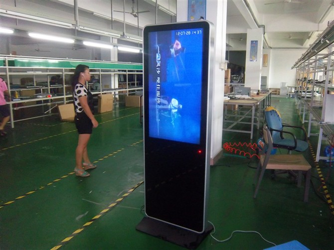 黑龙江55寸液晶立式广告机，深圳市新创专显南方最便宜广告机厂家