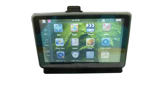5寸屏导航行车记录仪，行车记录仪+GPS导航