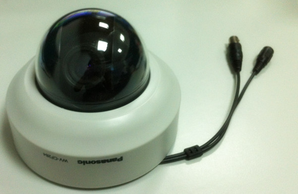 松下半球式摄像头WV-CF284山寨系列精品
